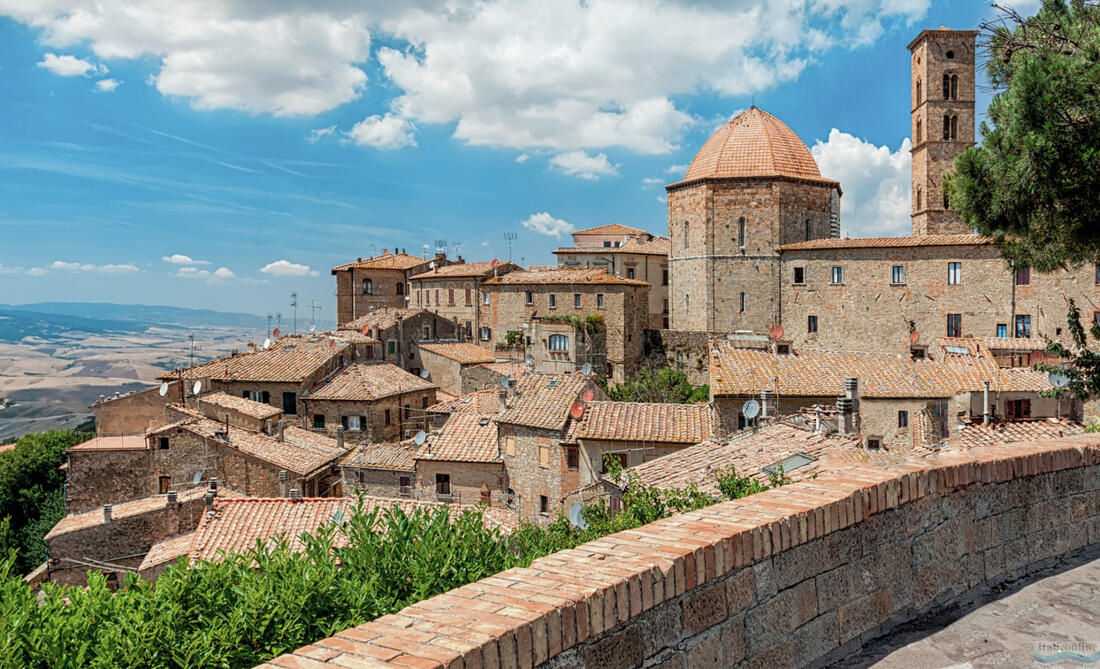 Volterra - Blick von der Piazza Martiri della Libertà