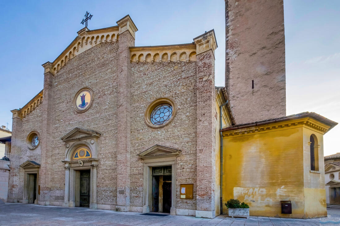 Kathedrale von Asolo - La chiesa prepositurale e collegiata di Santa Maria Assunta