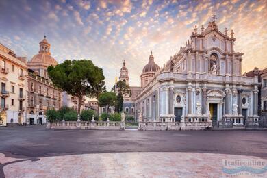 Catania, eine von Feuer und Lava geformte Stadt