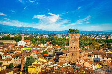 Lucca: Stadt der Türme und Renaissance-Mauern