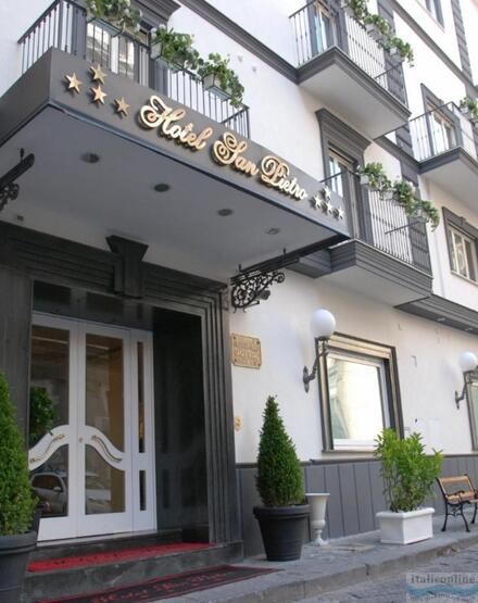 Hotel San Pietro Neapel (Napoli)