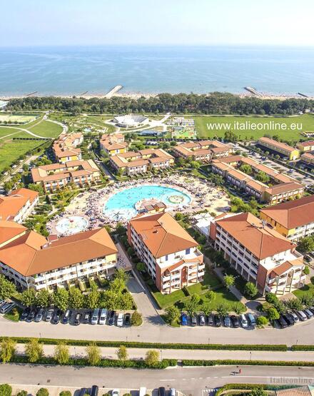 Pini Village Family Resort - Villaggio Ai Pini Caorle