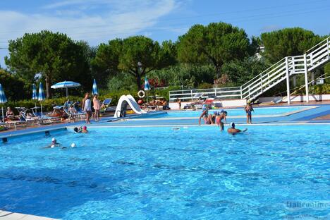 Camp Villaggio Paradise Porto Recanati